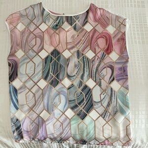 Designer t shirt, golden details with satin finish